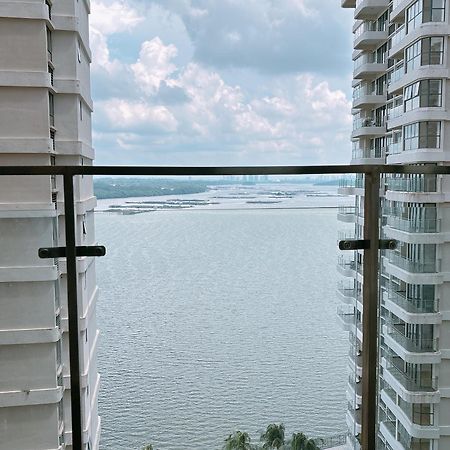 Scenic Country Garden Danga Bay By Lions Bay Apartment Johor Bahru Phòng bức ảnh