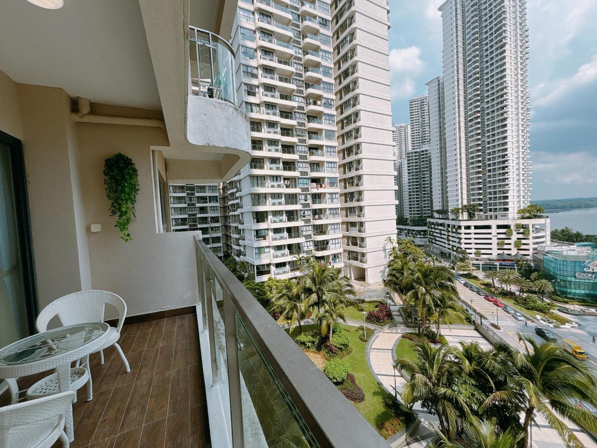 Scenic Country Garden Danga Bay By Lions Bay Apartment Johor Bahru Phòng bức ảnh